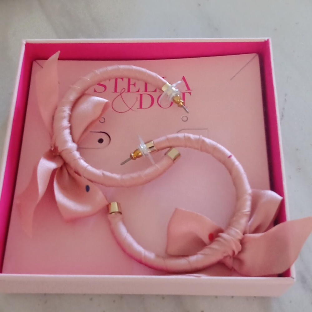 🆕 Stella & Dot Scarf Tie Earrings